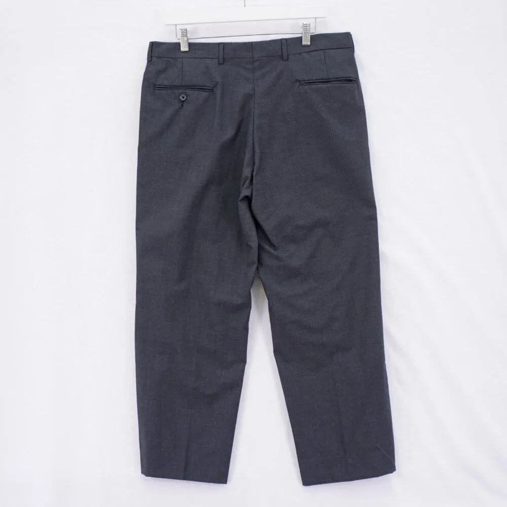Jos A Bank Gray Wool Dress Pants Trousers 36 / 26.5 Short Mid Rise Pleated Cuffe
